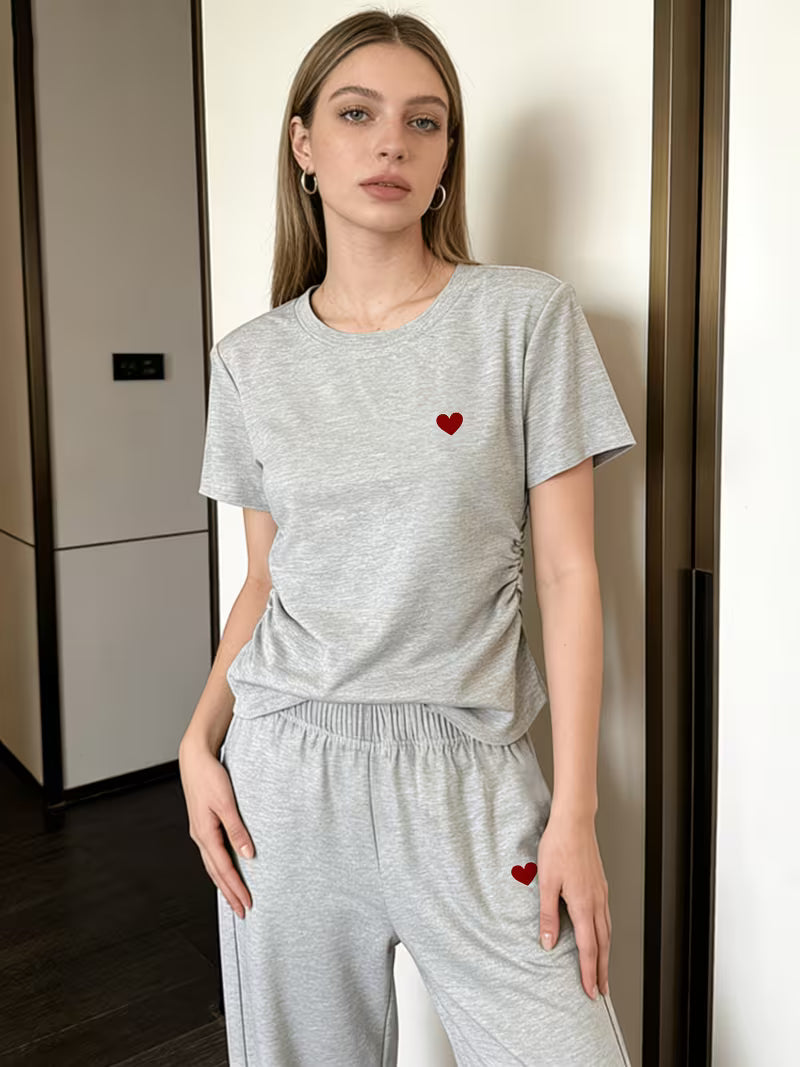 Easy Gray Minimalist Print Casual Set Featuring a Heart Solid Round-Neck Short-Sleeved Top And an Elastic Waist Wide-Leg Pants 2pcs Set