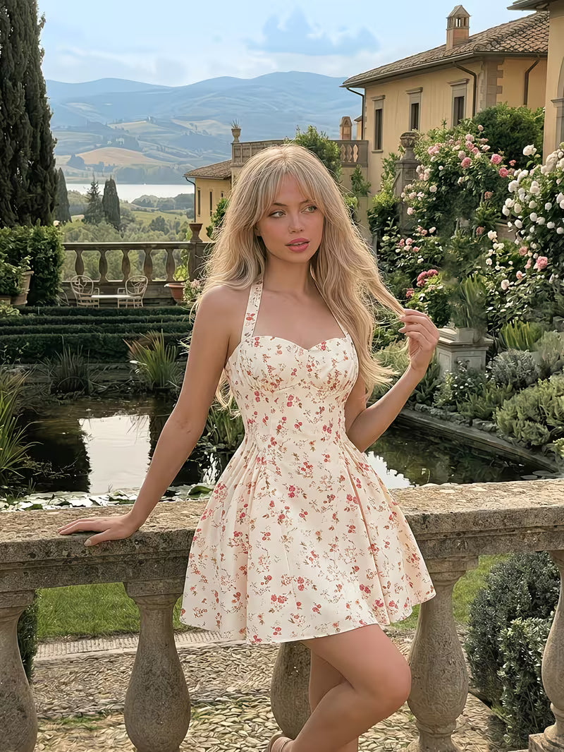 French Country Style Small Floral Halter Camisole Dress Women'S Waist-Cinching Flared A-Line Short Skirt Vacation Outing Sweet Dress Gentle Style White Base Pink Floral Halter Short Skirt Bandeau Ruched High-Waist Dress