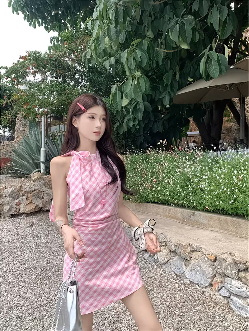 Summer Halter Neck Off-Shoulder Pink Plaid Sleeveless Dress Irregular Bow Design Skirt Women, Pink Off-Shoulder Sleeveless Halter Neck Plaid Dress Women'S Spring 2026 New Bow French Hip-Wrap Short Skirt