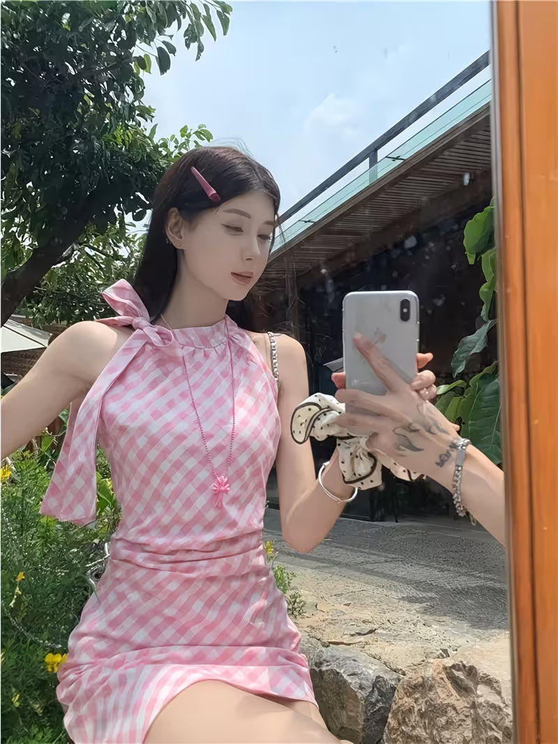 Summer Halter Neck Off-Shoulder Pink Plaid Sleeveless Dress Irregular Bow Design Skirt Women, Pink Off-Shoulder Sleeveless Halter Neck Plaid Dress Women'S Spring 2026 New Bow French Hip-Wrap Short Skirt